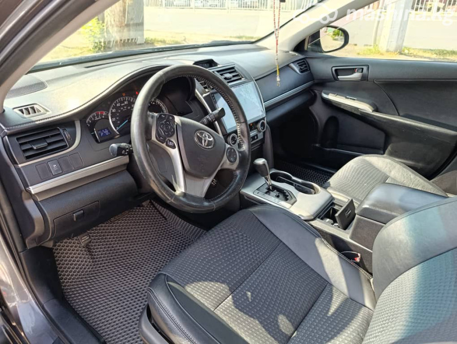 Toyota Camry VII (XV50) 2.5, 2014 Бишкек - изображение 2