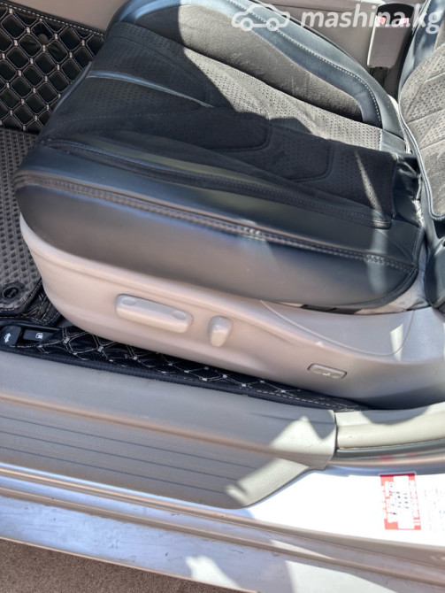 Toyota Camry VI (XV40) Рестайлинг 2.5, 2009 Бишкек - изображение 10