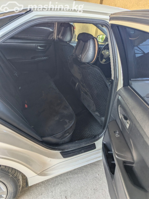 Toyota Camry VII (XV50) Рестайлинг 2.5, 2015 Бишкек - изображение 9