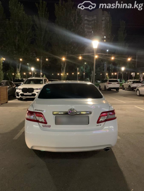 Toyota Camry VI (XV40) Рестайлинг 2.5, 2010 Бишкек - изображение 3
