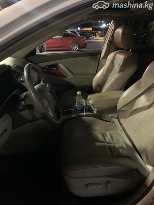 Toyota Camry VI (XV40) Рестайлинг 2.5, 2010 Бишкек - изображение 4