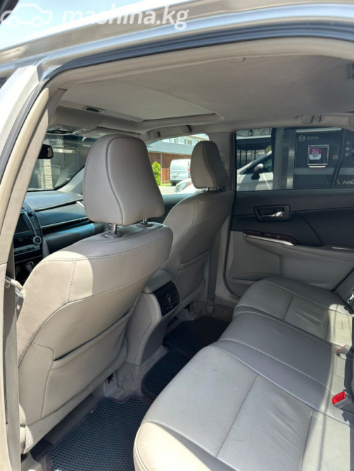 Toyota Camry VII (XV50) 2.5, 2013 Бишкек - изображение 3