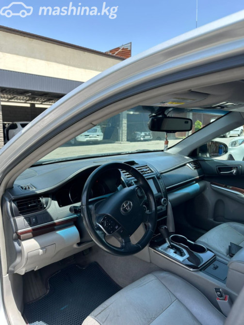 Toyota Camry VII (XV50) 2.5, 2013 Бишкек - изображение 4