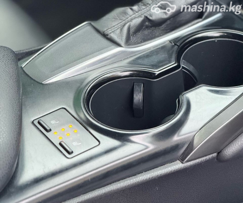 Toyota Camry VIII (XV70) 2.5, 2019 Бишкек - изображение 8