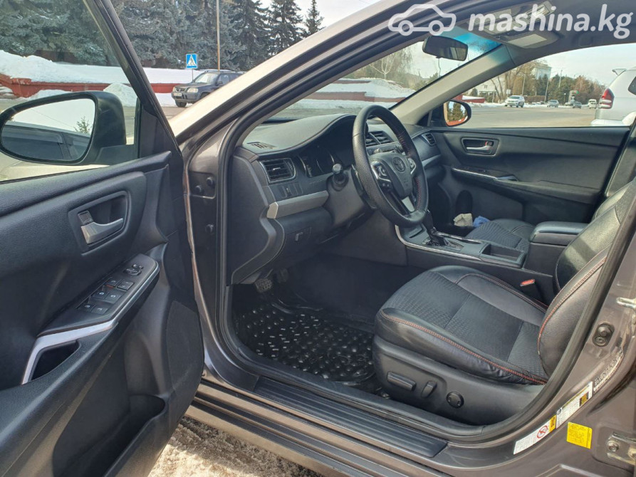 Toyota Camry VII (XV50) Рестайлинг 2.5, 2015 Бишкек - изображение 3