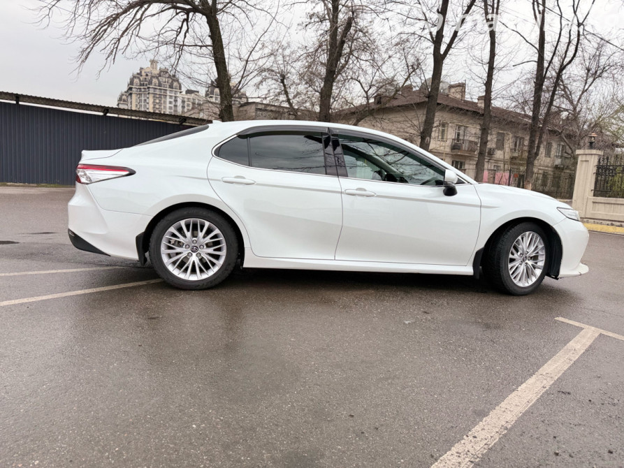 Toyota Camry VIII (XV70) 3.5, 2018 Bishkek - photo 3