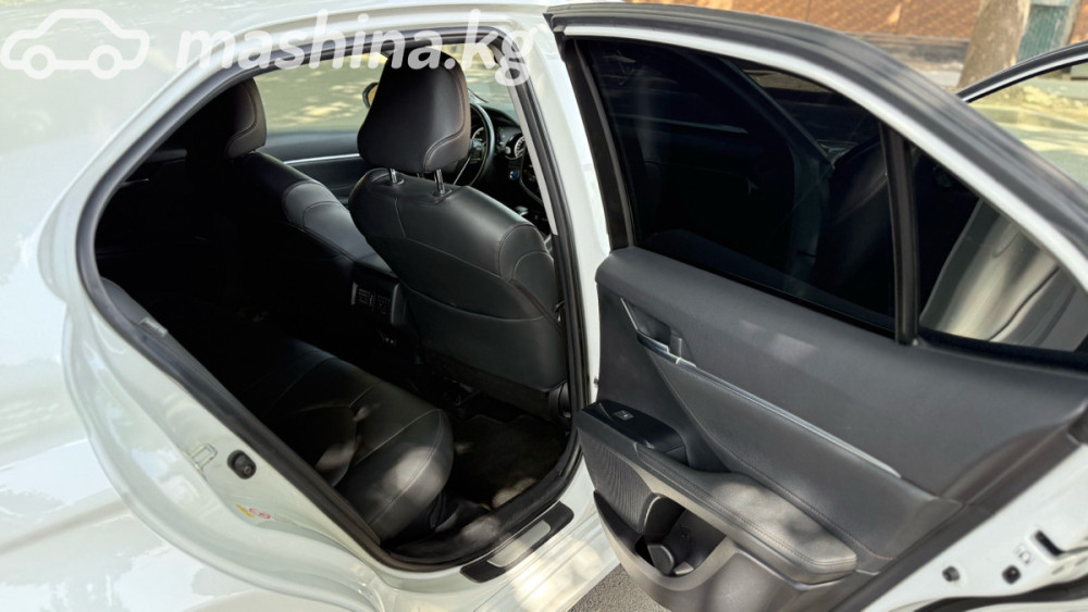 Toyota Camry VIII (XV70) 2.5, 2018 Bishkek - photo 7