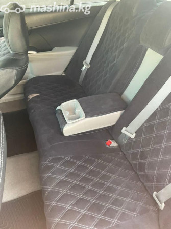 Toyota Camry VII (XV50) 2.5, 2014 Бишкек - изображение 7