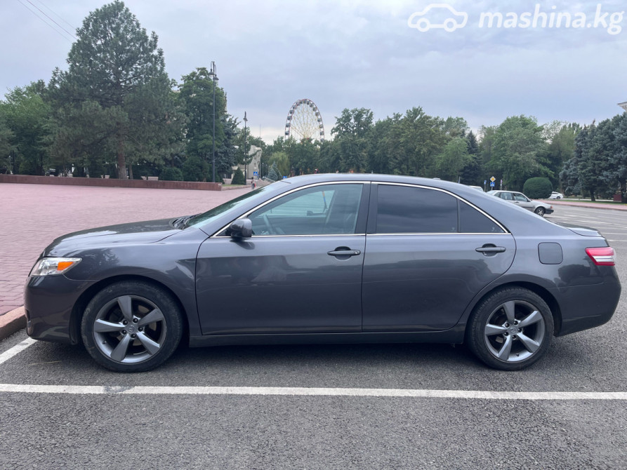 Toyota Camry VI (XV40) Рестайлинг 2.5, 2010 Бишкек - изображение 3