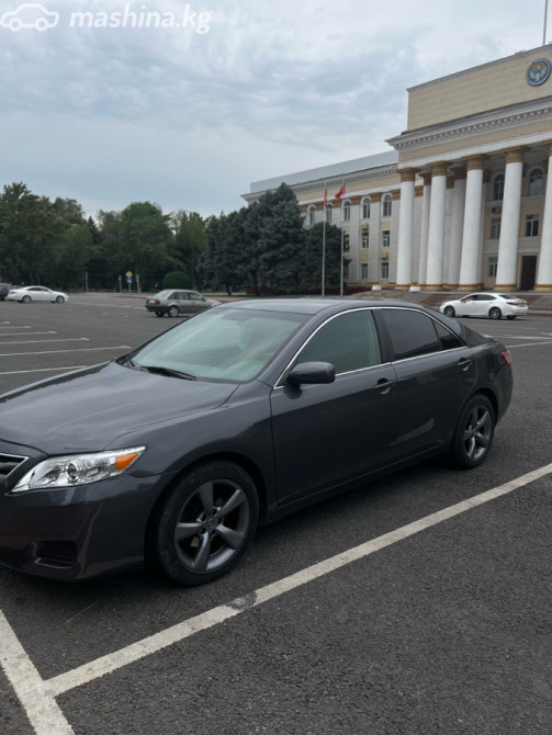 Toyota Camry VI (XV40) Рестайлинг 2.5, 2010 Бишкек - изображение 2