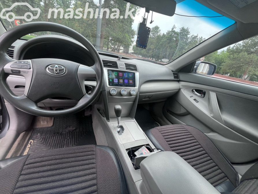 Toyota Camry VI (XV40) Рестайлинг 2.5, 2010 Бишкек - изображение 6