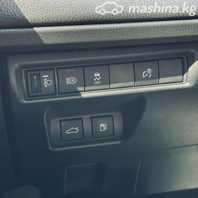 Toyota Camry IX (XV80) 2.5, 2024 Бишкек - изображение 9