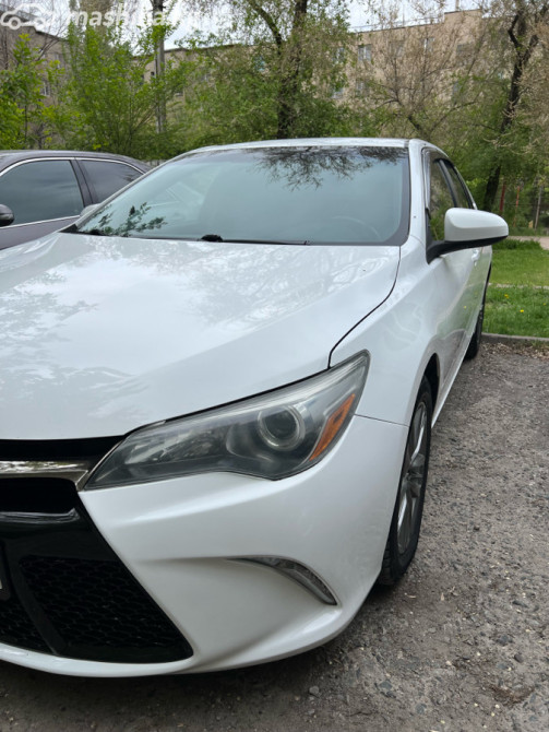 Toyota Camry VII (XV50) Рестайлинг 2.5, 2015 Бишкек - изображение 1