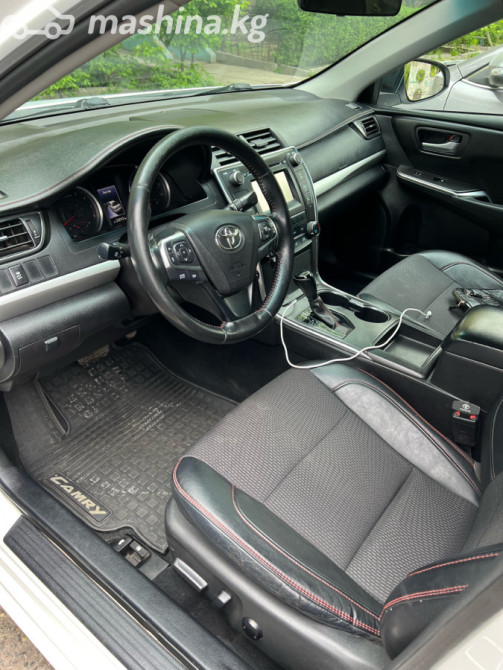 Toyota Camry VII (XV50) Рестайлинг 2.5, 2015 Бишкек - изображение 6