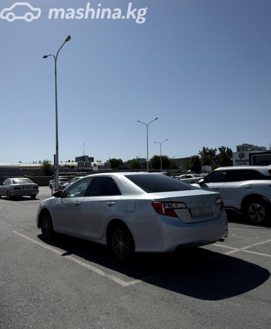 Toyota Camry VII (XV50) Рестайлинг 2.5, 2014 Бишкек - изображение 2