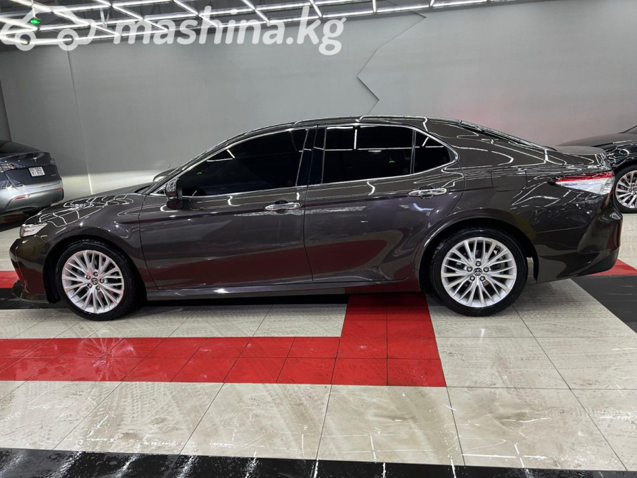 Toyota Camry VIII (XV70) 2.5, 2018 Бишкек - изображение 7