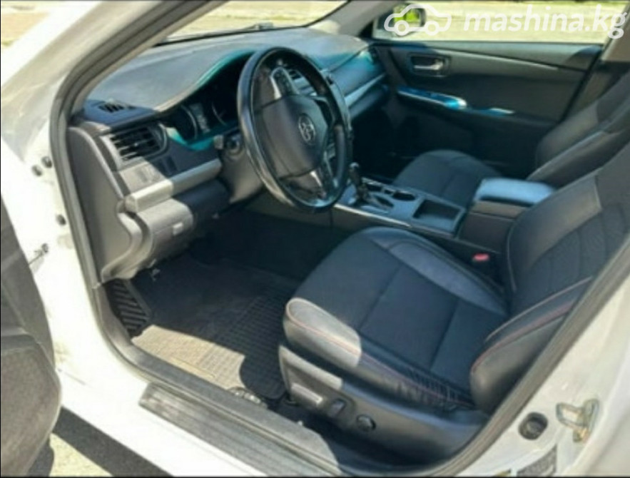 Toyota Camry VII (XV50) Рестайлинг 2.5, 2016 Бишкек - изображение 8