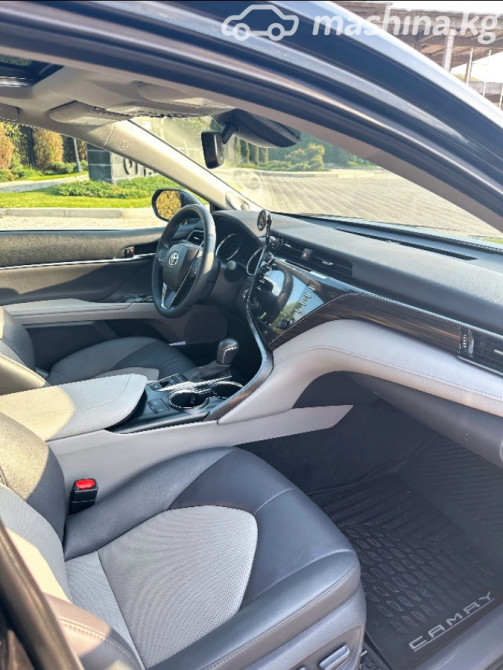 Toyota Camry VIII (XV70) Рестайлинг US Market 2.5, 2020 Бишкек - изображение 8