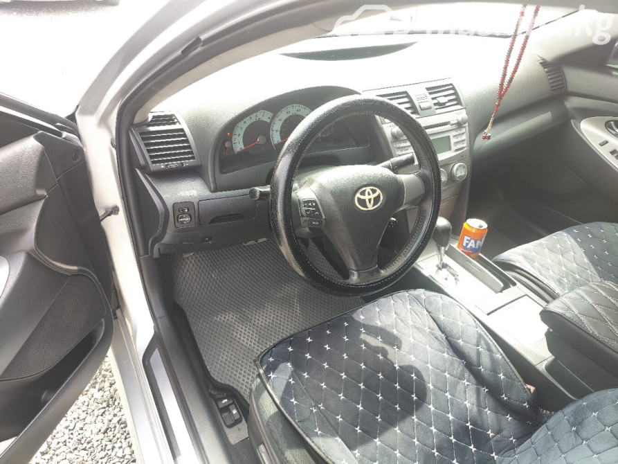 Toyota Camry VI (XV40) Рестайлинг 2.5, 2011 Бишкек - изображение 7