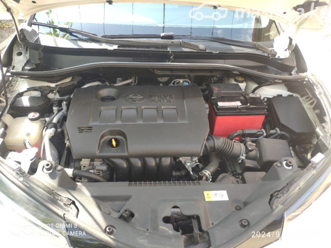 Toyota C-HR I 2.0, 2018 Бишкек - сүрөт 4