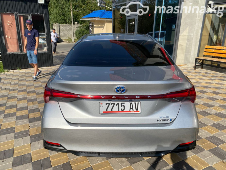 Toyota Avalon V 2.5, 2018 Бишкек - изображение 3
