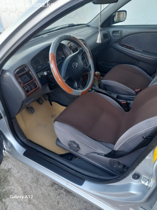 Toyota Avensis I Рестайлинг 2.0, 2000 Бишкек - изображение 8