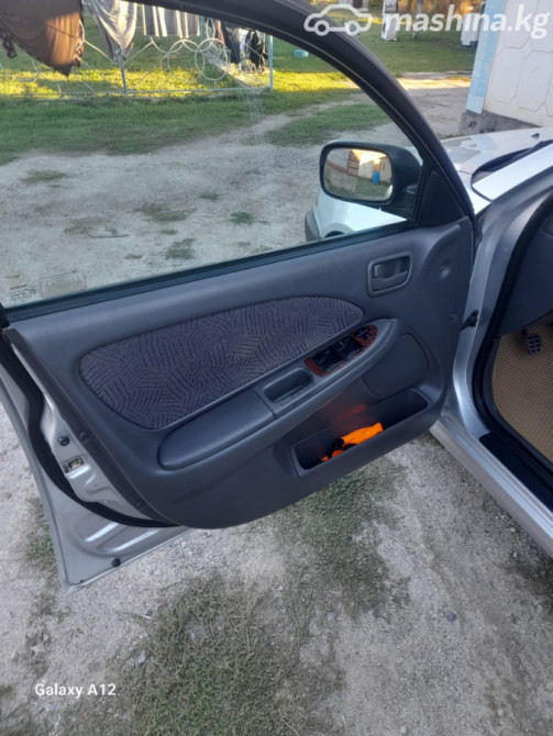 Toyota Avensis I Рестайлинг 2.0, 2000 Бишкек - изображение 12