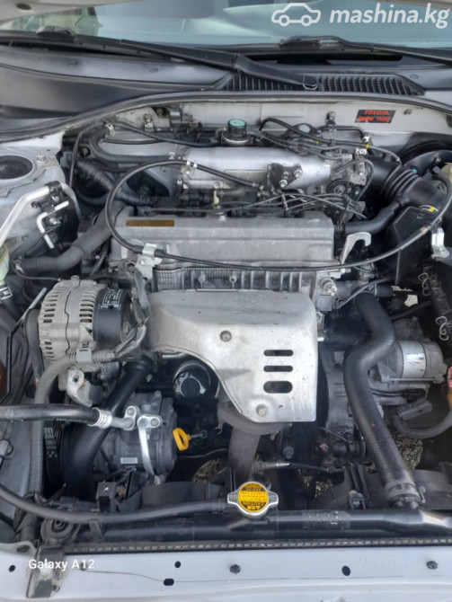 Toyota Avensis I Рестайлинг 2.0, 2000 Бишкек - изображение 4