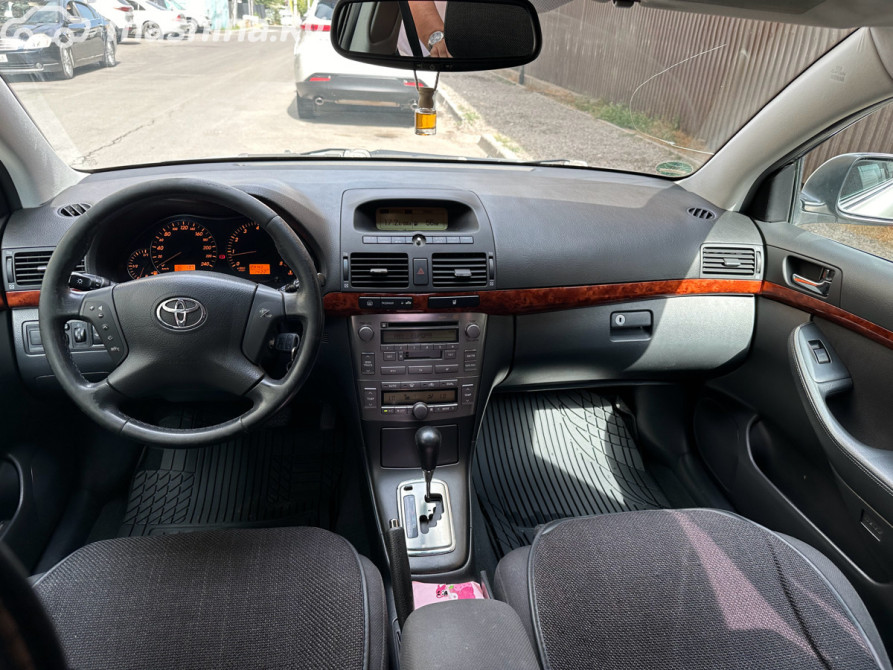 Toyota Avensis II 1.8, 2006 Бишкек - изображение 4