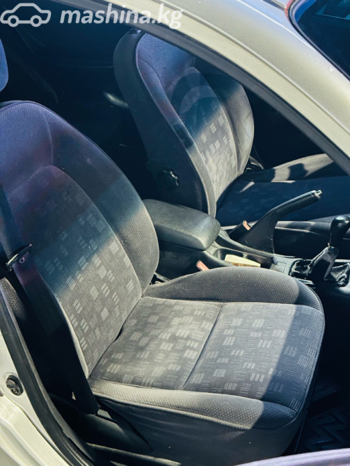 Toyota Avensis I Рестайлинг 1.8, 2001 Бишкек - сүрөт 8