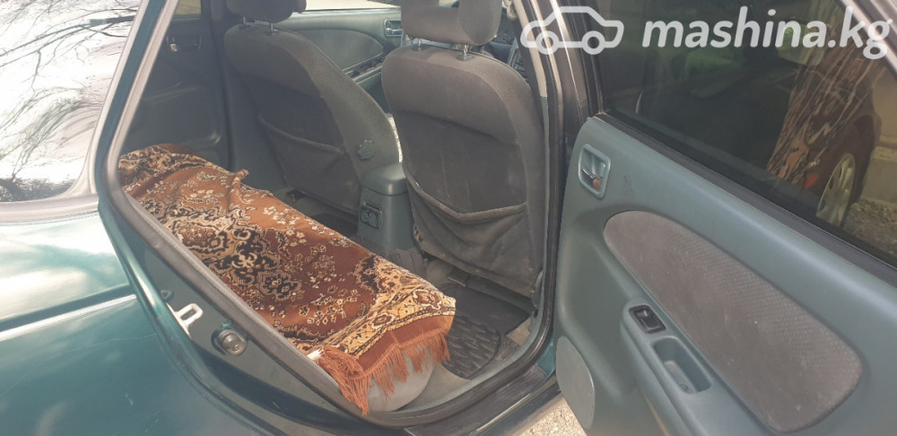 Toyota Avensis I Рестайлинг 1.8, 2002 Бишкек - изображение 7