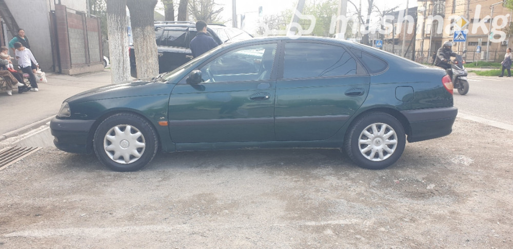 Toyota Avensis I Рестайлинг 1.8, 2002 Бишкек - изображение 2
