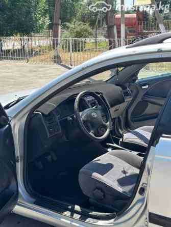 Toyota Avensis I 2.0, 2000 Бишкек