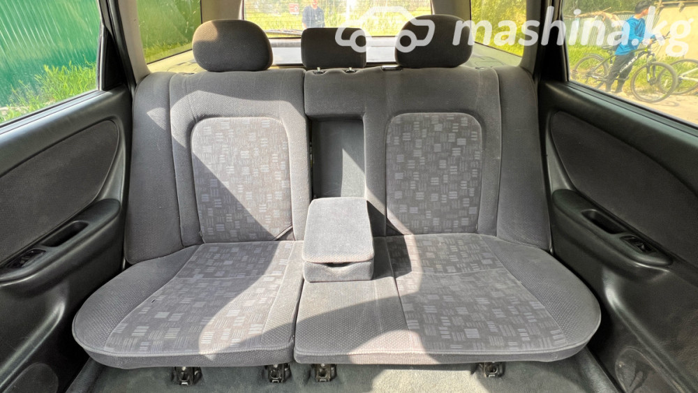 Toyota Avensis I Рестайлинг 1.8, 2002 Бишкек - изображение 9