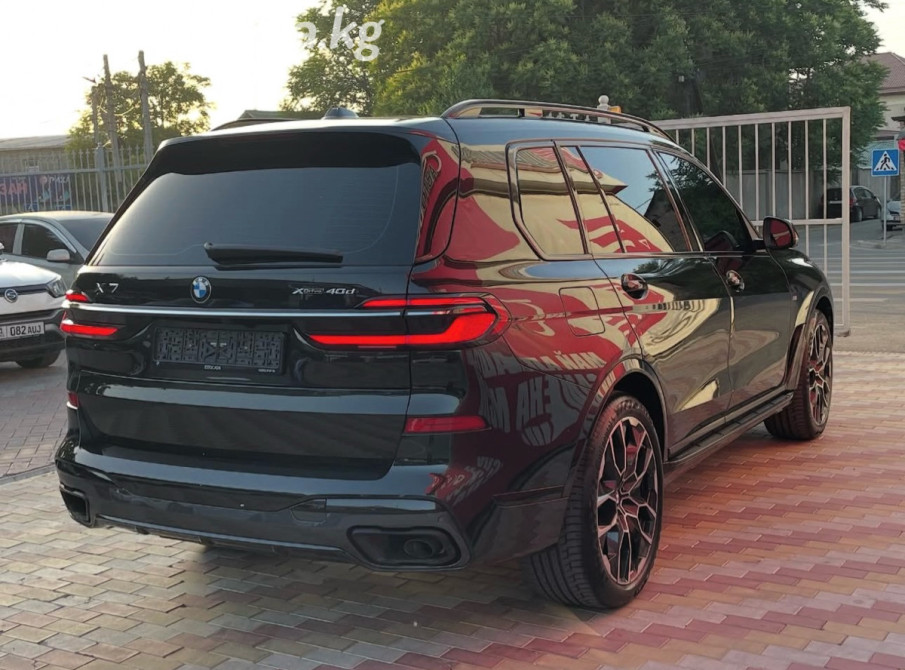 BMW X7 I (G07) Рестайлинг 40d 3.0, 2023 Бишкек - сүрөт 3
