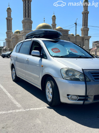 Toyota Avensis Verso 2.0, 2003 Бишкек - сүрөт 1