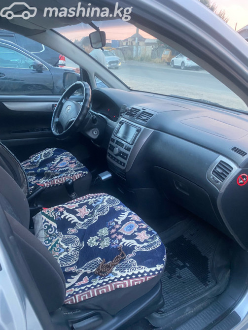 Toyota Avensis Verso 2.0, 2003 Бишкек - изображение 4