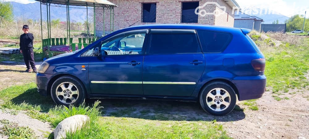 Toyota Avensis Verso 2.0, 2003 Бишкек - изображение 1
