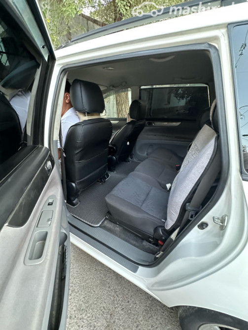 Toyota Avensis Verso 2.0, 2002 Бишкек - изображение 11