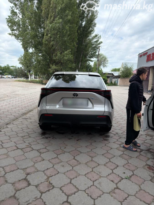 Toyota bZ4X Electro AT (150 кВт), 2022 Бишкек - сүрөт 5