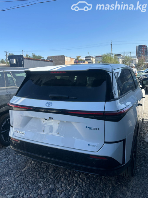 Toyota bZ3X 58 kWh Electro AT (150 кВт), 2025 Бишкек - изображение 3