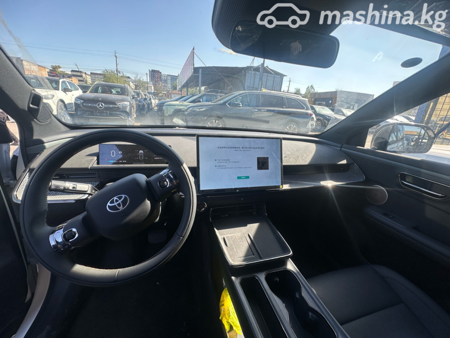Toyota bZ3X 58 kWh Electro AT (150 кВт), 2025 Бишкек - изображение 5