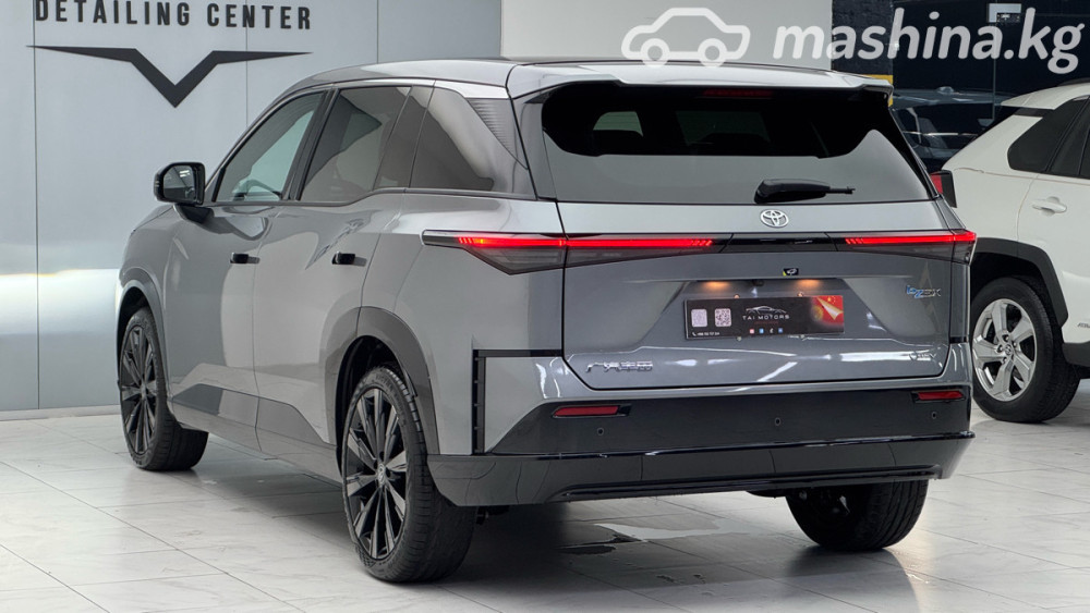 Toyota bZ3X 67.9, 2025 Бишкек - изображение 6