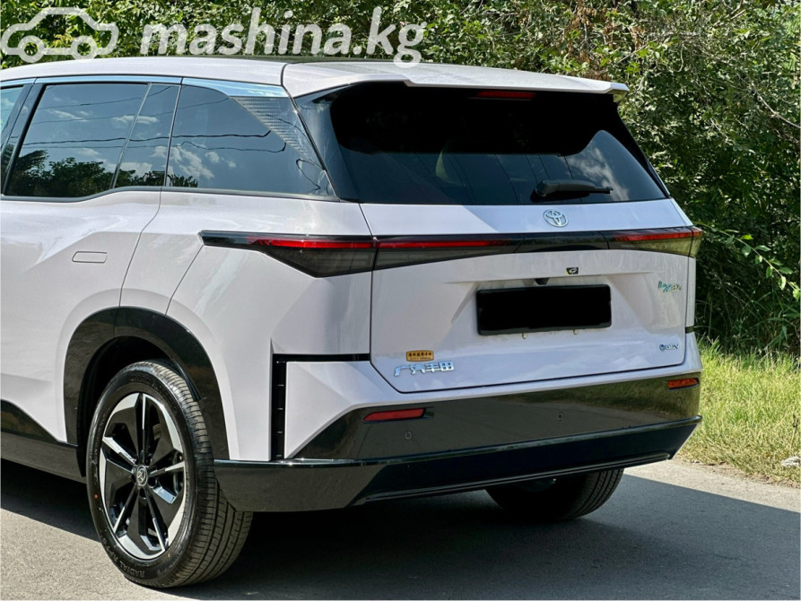 Toyota bZ3X 50 kWh Electro AT (150 кВт), 2025 Бишкек - изображение 6