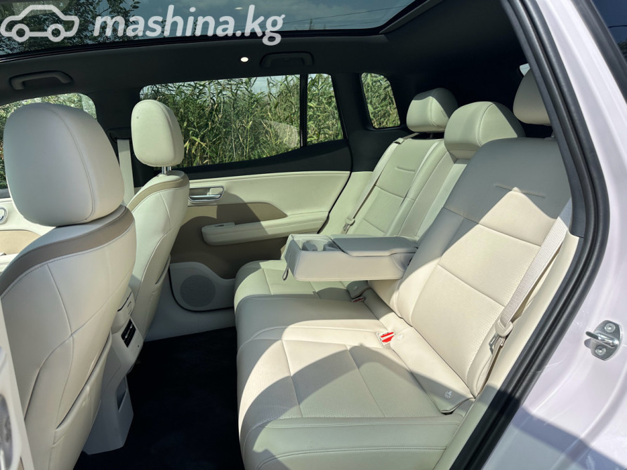 Toyota bZ3X 50 kWh Electro AT (150 кВт), 2025 Бишкек - изображение 9