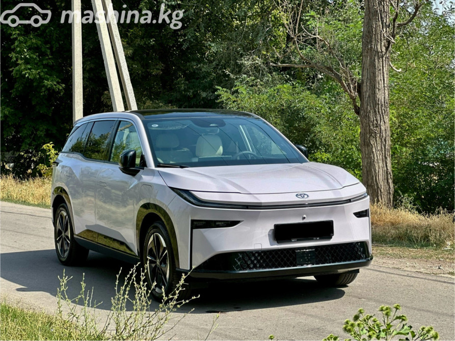 Toyota bZ3X 50 kWh Electro AT (150 кВт), 2025 Бишкек - изображение 2