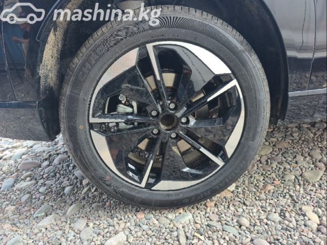 Toyota bZ3X 58 kWh Electro AT (150 кВт), 2025 Бишкек - сүрөт 5