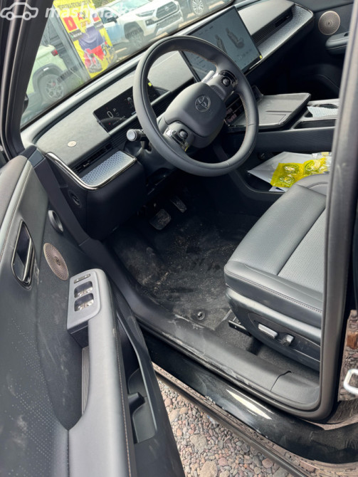 Toyota bZ3X 58 kWh Electro AT (150 кВт), 2025 Бишкек - изображение 4