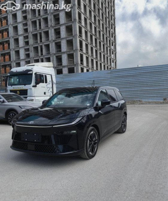 Toyota bZ3X 58 kWh Electro AT (150 кВт), 2025 Бишкек - изображение 2