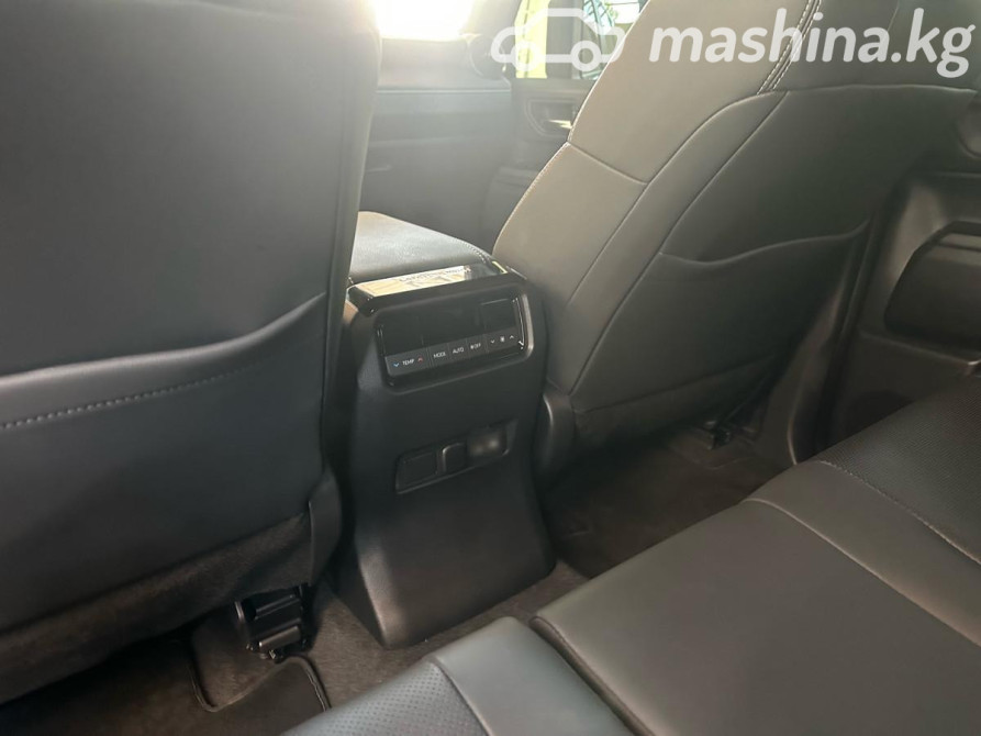 Toyota Land Cruiser Prado 250 Series 2.8, 2024 Бишкек - изображение 3